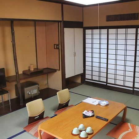 ホテル 下呂温泉 つるつるの湯 みのり荘 下呂市 部屋 写真